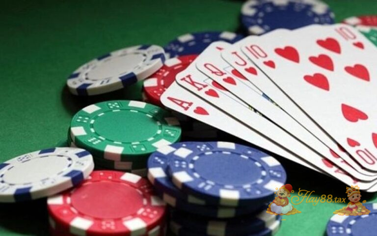 Áp dụng chiến thuật và quản lý tâm lý giúp người chơi game bài Hay88 hiệu quả hơn.